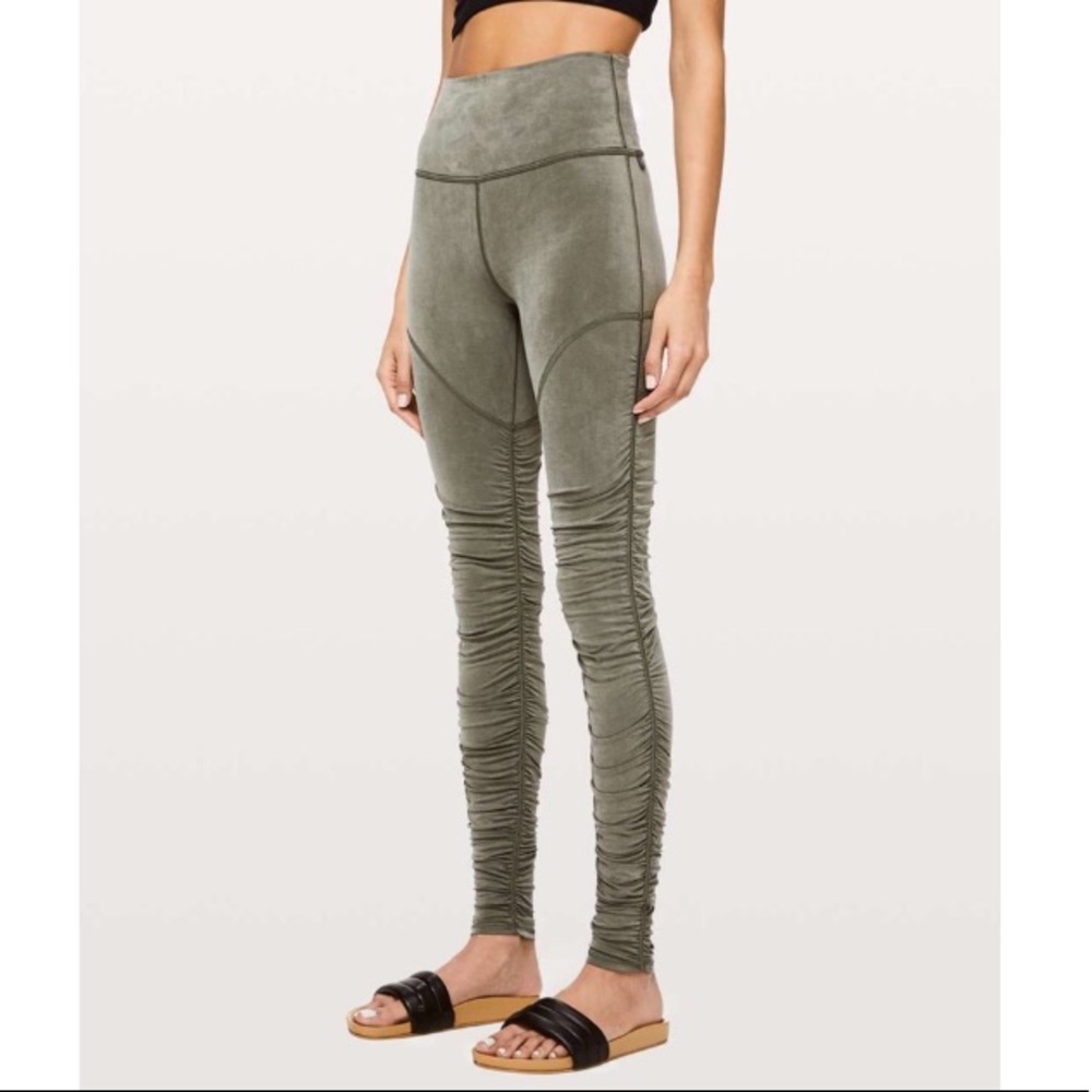 Lululemon ruched leggings